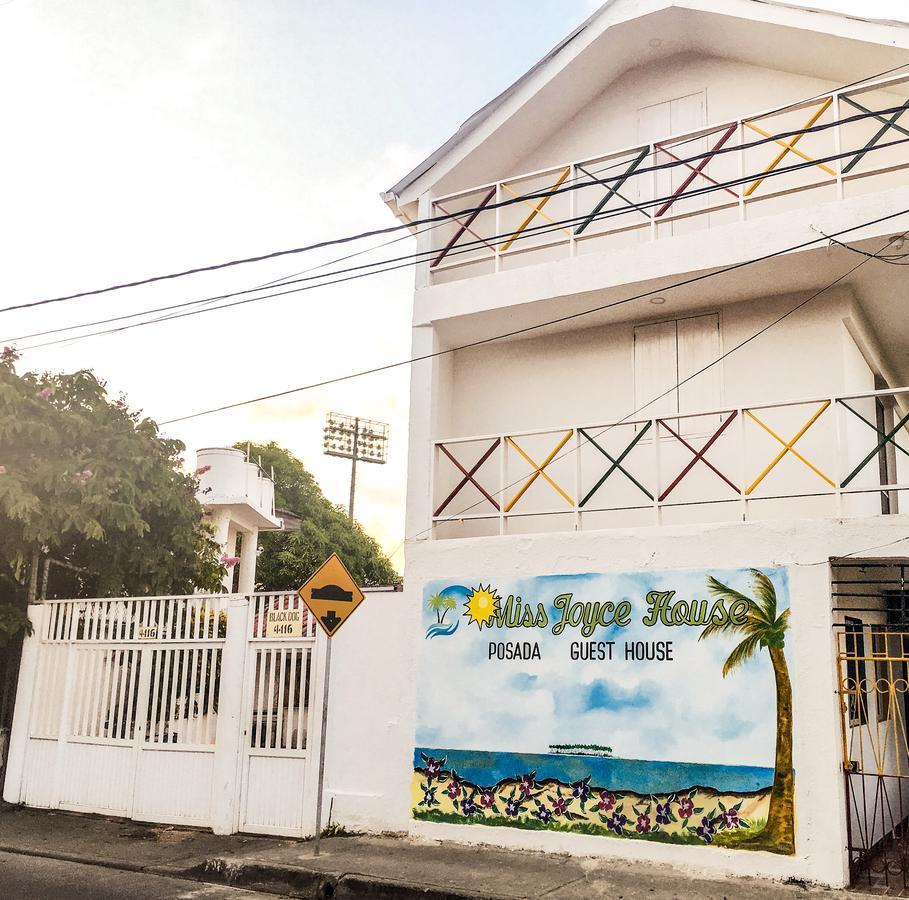 Posada Miss Joyce House San Andrés Екстериор снимка