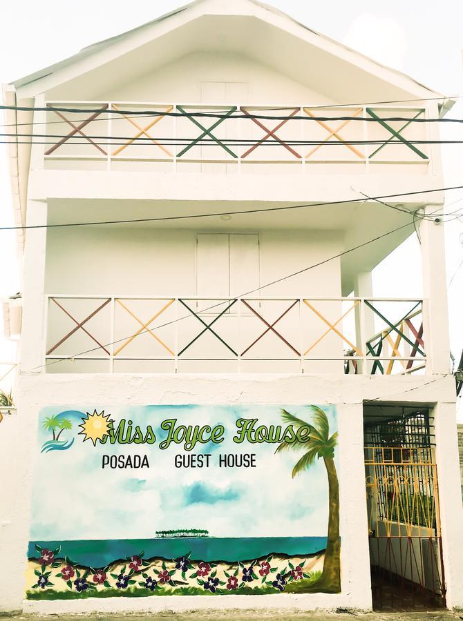Posada Miss Joyce House San Andrés Екстериор снимка